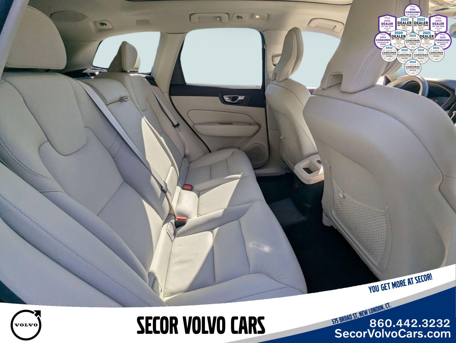 Certified 2024 Volvo XC60 T8 Plus w/ Protection Package Premier image 21