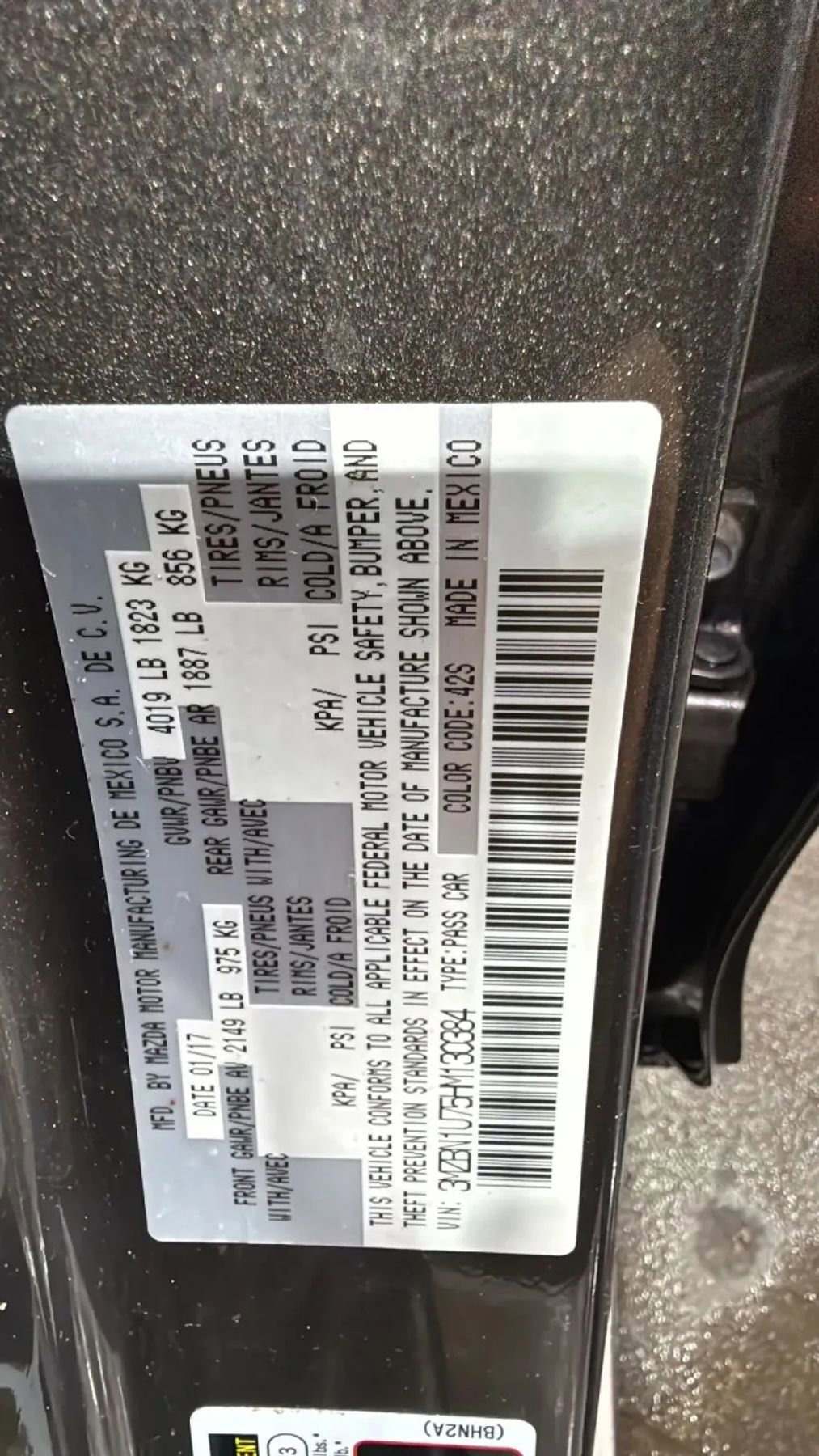 Used 2017 MAZDA MAZDA3 Sport w/ Preferred Equipment Package image 30