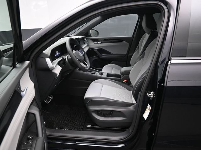 New 2026 Volkswagen Tiguan SE R-Line image 9