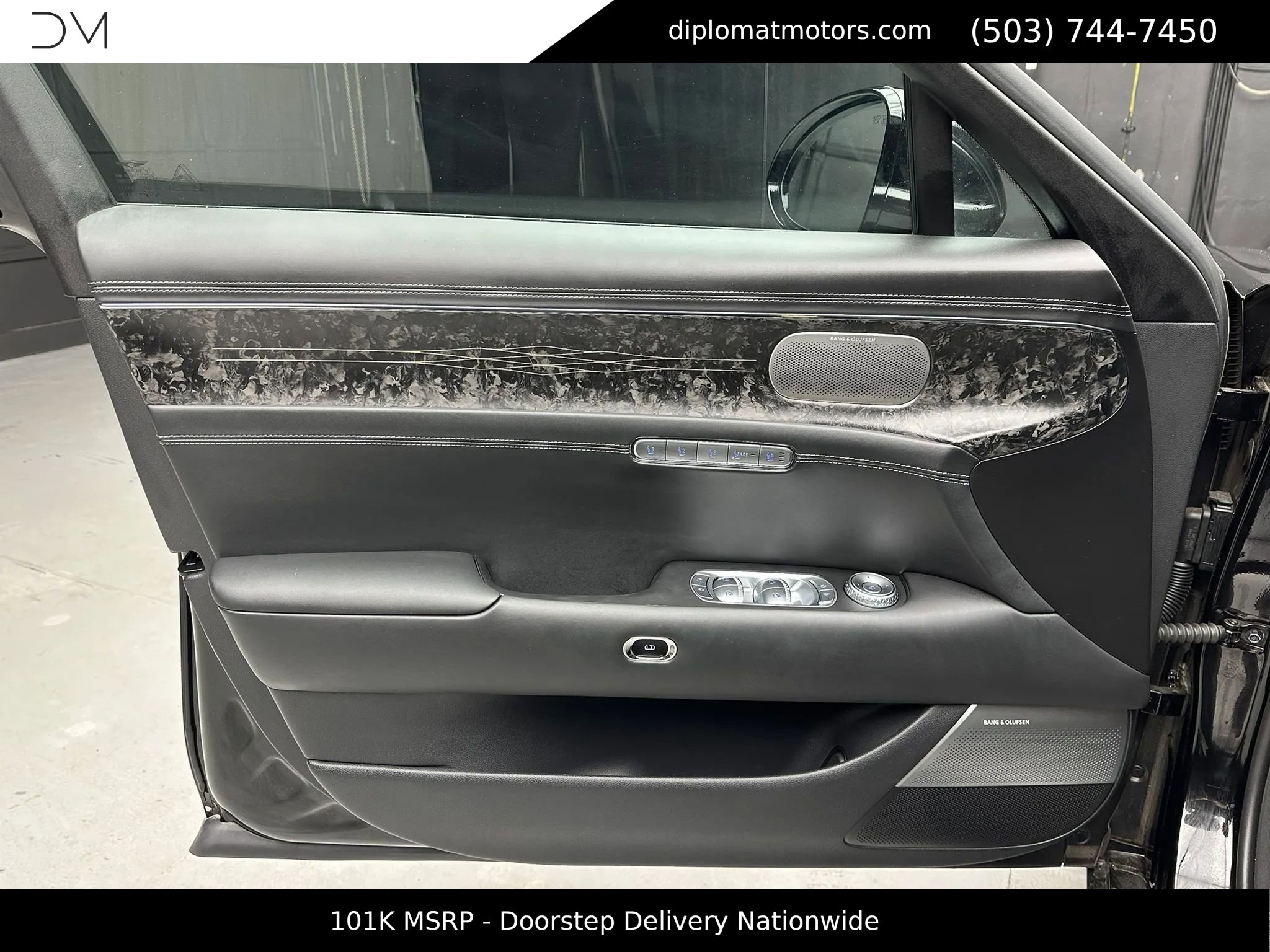Used 2025 Genesis G90 3.5T image 24