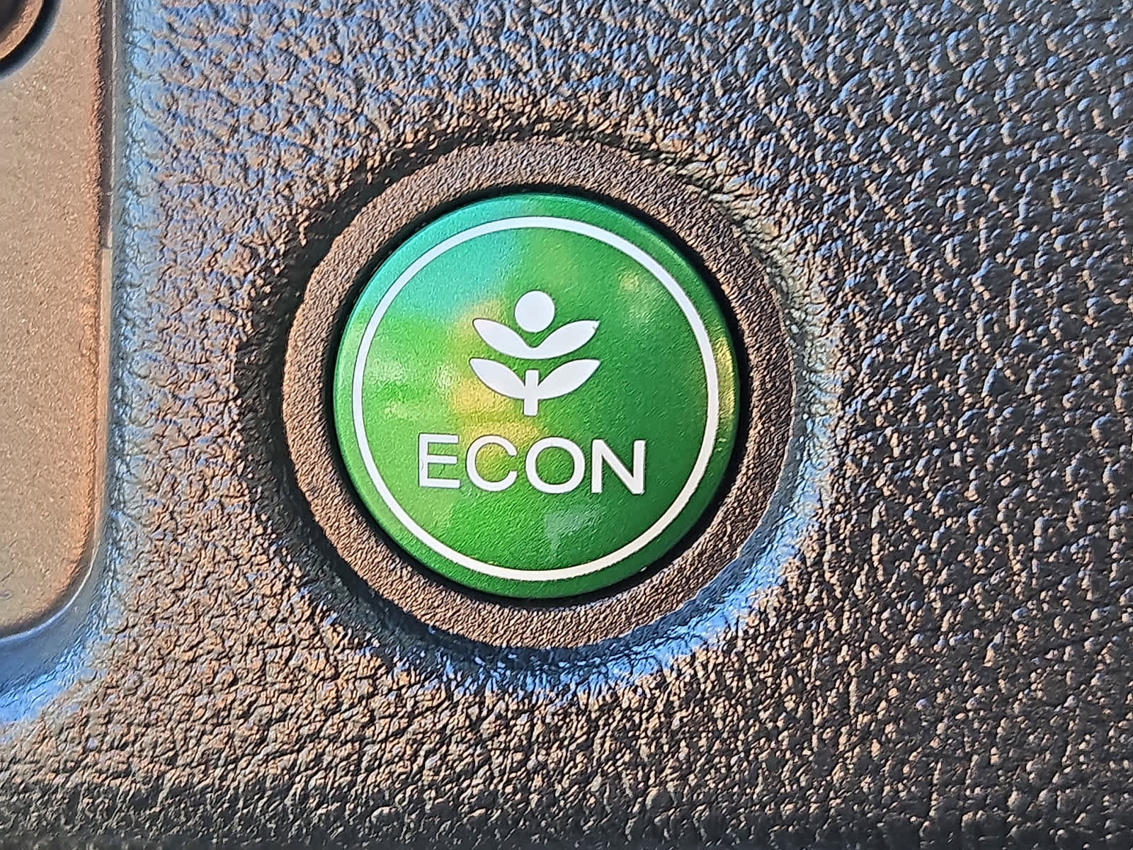 Used 2022 Honda Pilot Sport image 25