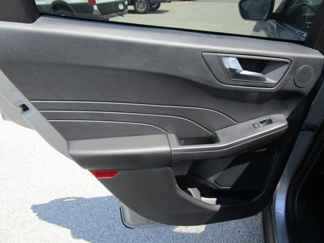 New 2024 Ford Escape SE w/ PHEV Premium Package image 15