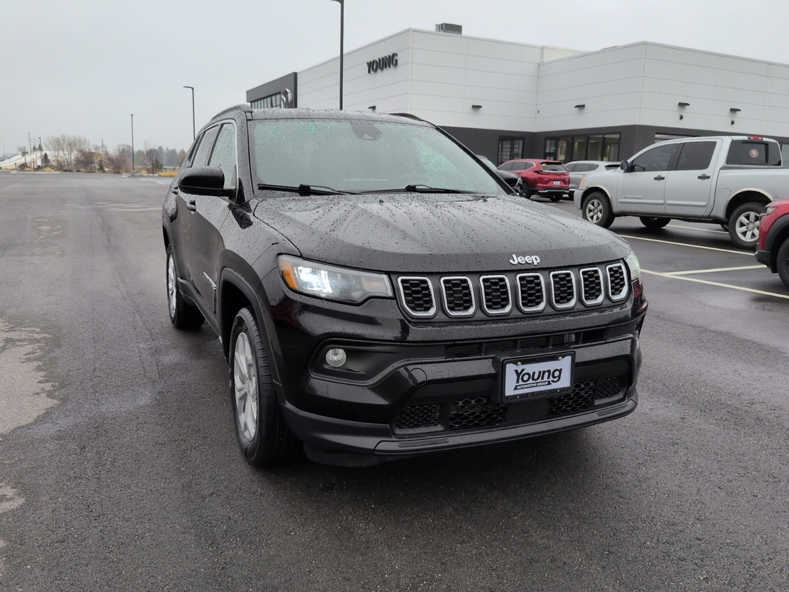 Used 2024 Jeep Compass Latitude image 1
