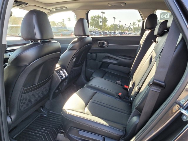 New 2026 Kia Sorento S w/ S Panoramic Sunroof Package image 7