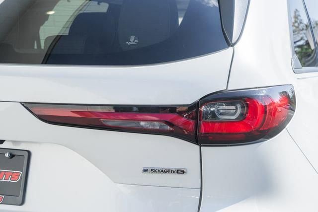 Used 2024 MAZDA CX-90 3.3 Turbo w/ Preferred Package image 6