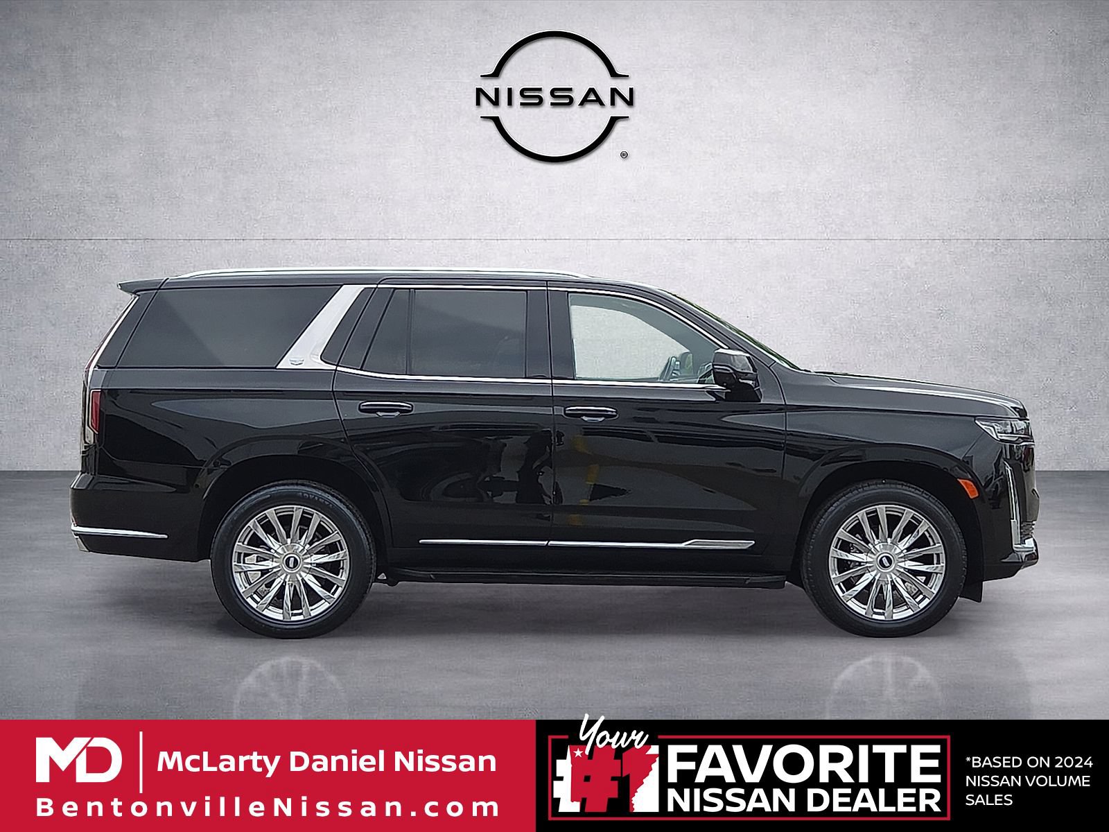 Used 2023 Cadillac Escalade Premium Luxury w/ Performance Package AWD/4WD image 6