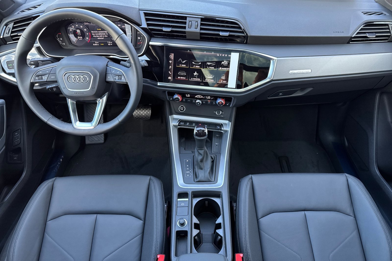 New 2025 Audi Q3 2.0T Premium image 10