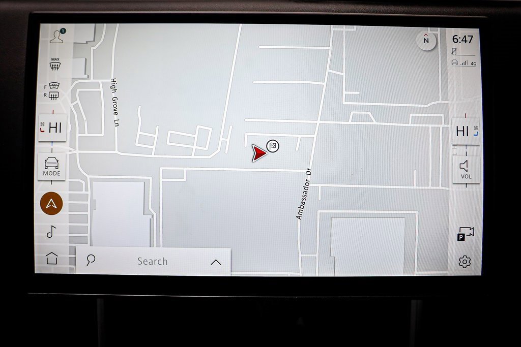 New 2025 Land Rover Range Rover SE image 10