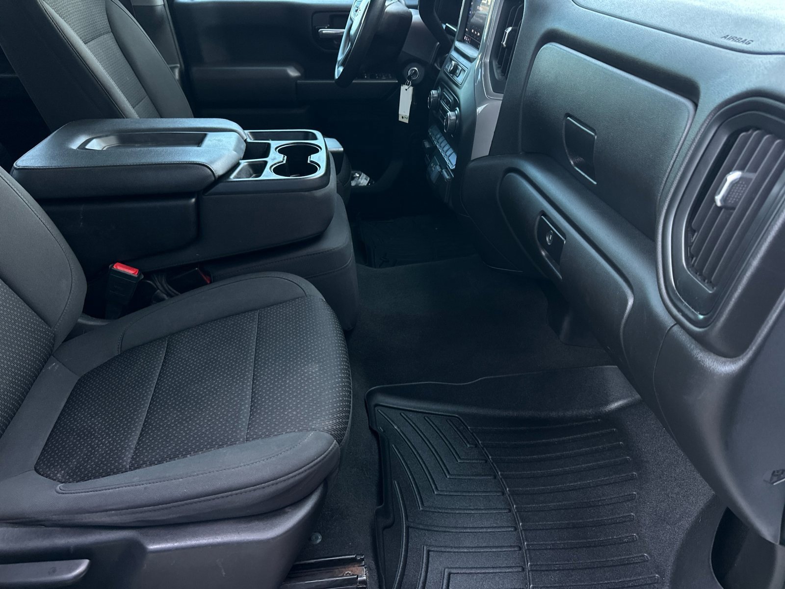 Used 2021 Chevrolet Silverado 2500 Custom w/ Custom Value Package image 14