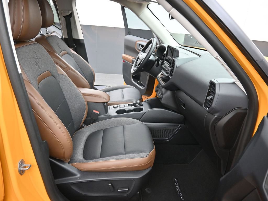 Used 2022 Ford Bronco Sport Outer Banks w/ Tech Package image 16