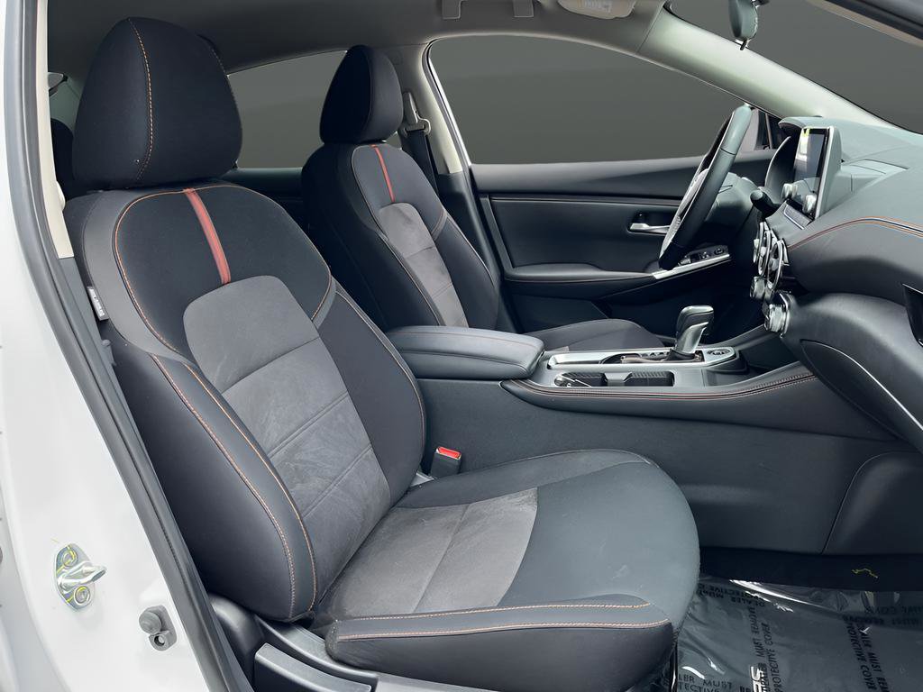 Used 2022 Nissan Sentra SR w/ Lighting Package FWD image 18