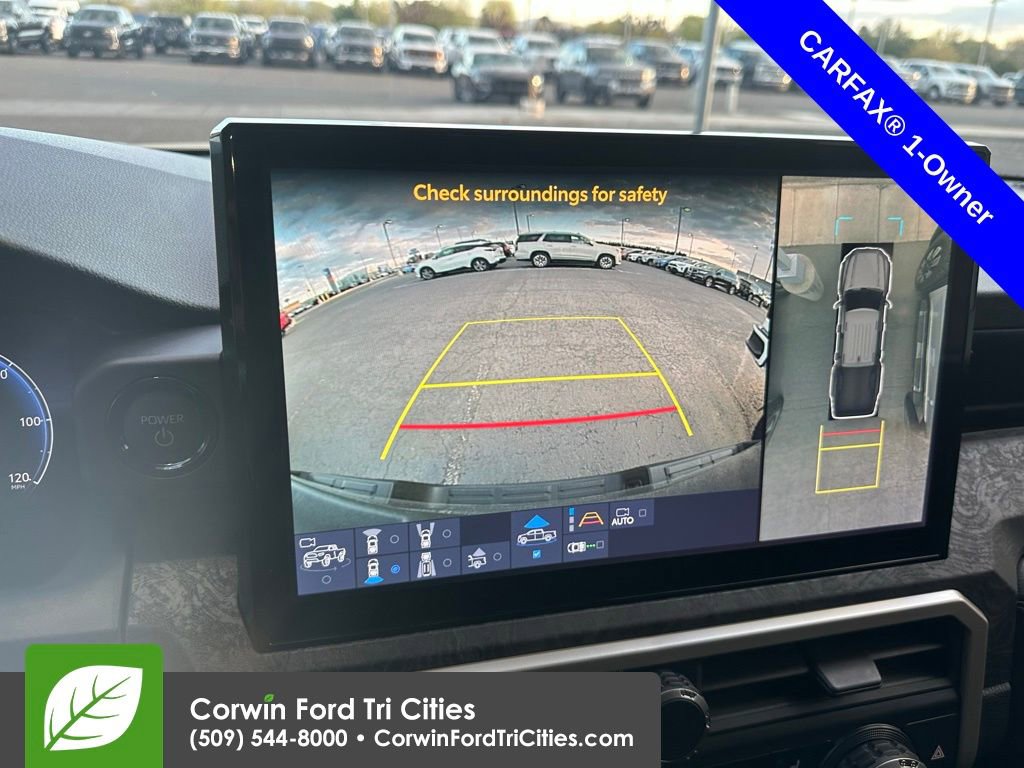 Used 2025 Toyota Tacoma Limited image 11