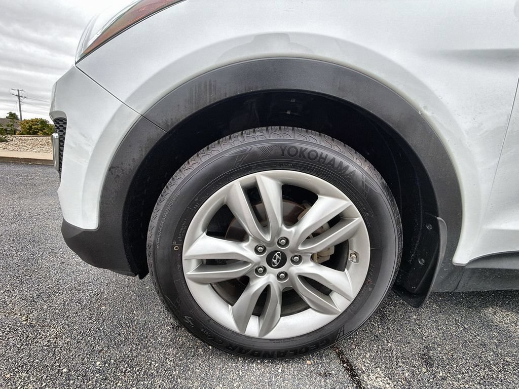 Used 2016 Hyundai Santa Fe Sport 2.0T w/ Option Group 05 FWD image 18