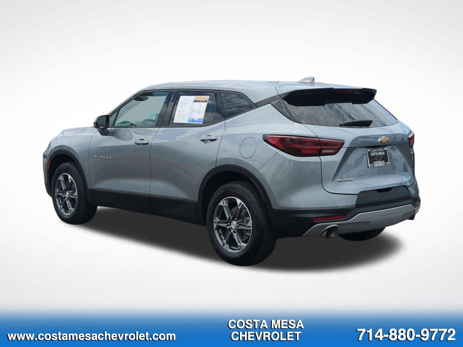 Used 2025 Chevrolet Blazer LT FWD image 7