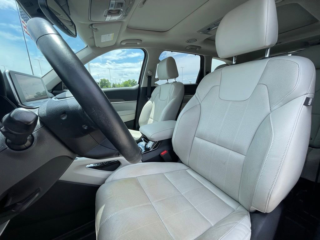 Certified 2022 Kia Telluride SX w/ Nightfall Edition Package AWD/4WD image 21
