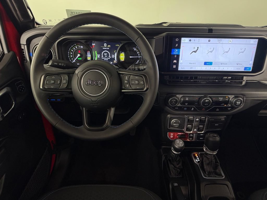 Used 2025 Jeep Wrangler Unlimited Rubicon 4xe AWD/4WD image 13