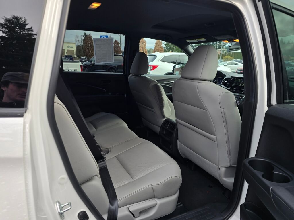 Certified 2023 Honda Passport EX-L image 11