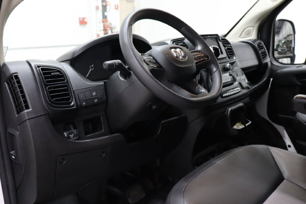 Used 2024 RAM ProMaster 1500 w/ Safety Group FWD image 18