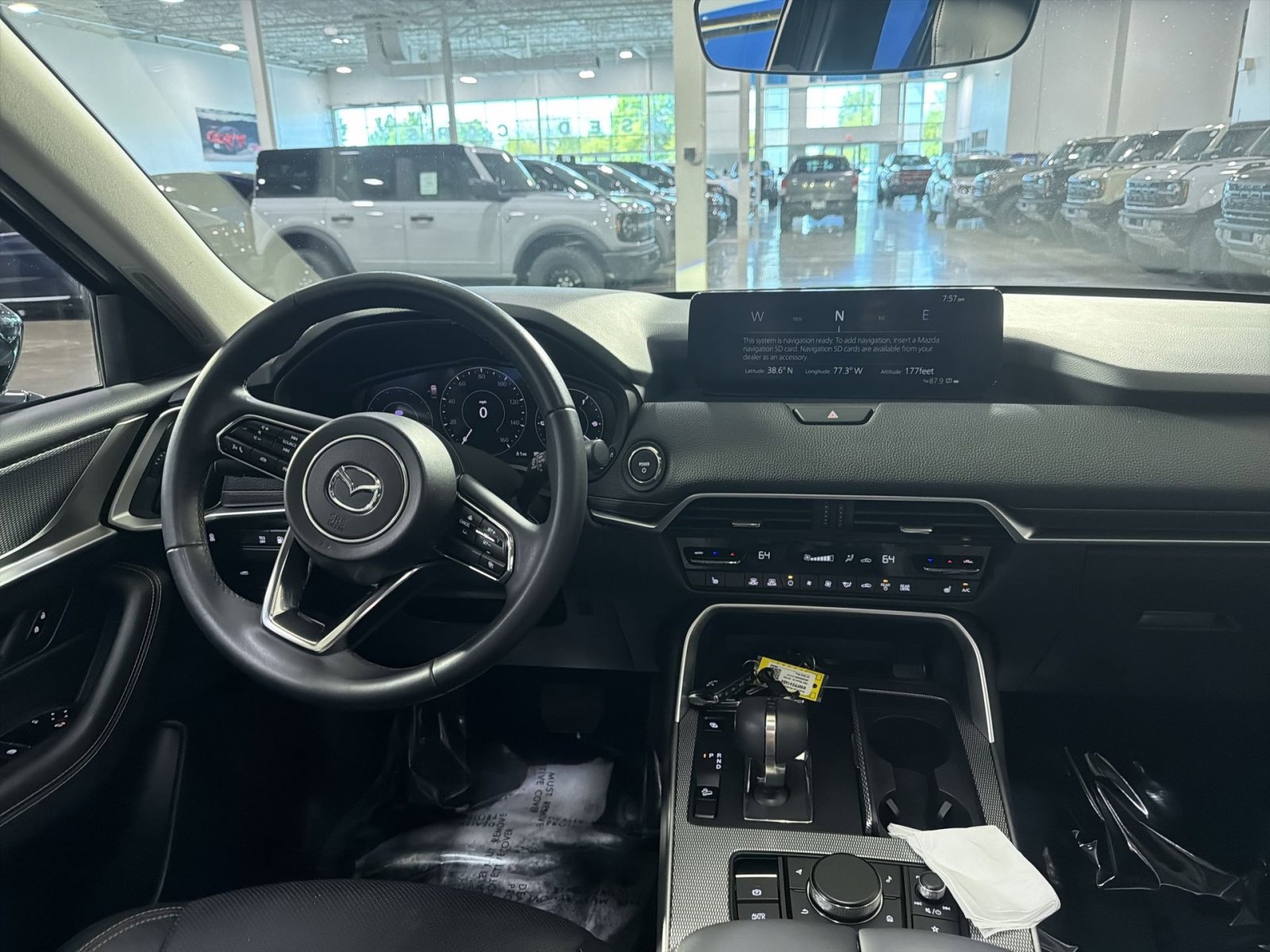 Used 2024 MAZDA CX-90 Plug-In Hybrid w/ Preferred AWD/4WD image 23