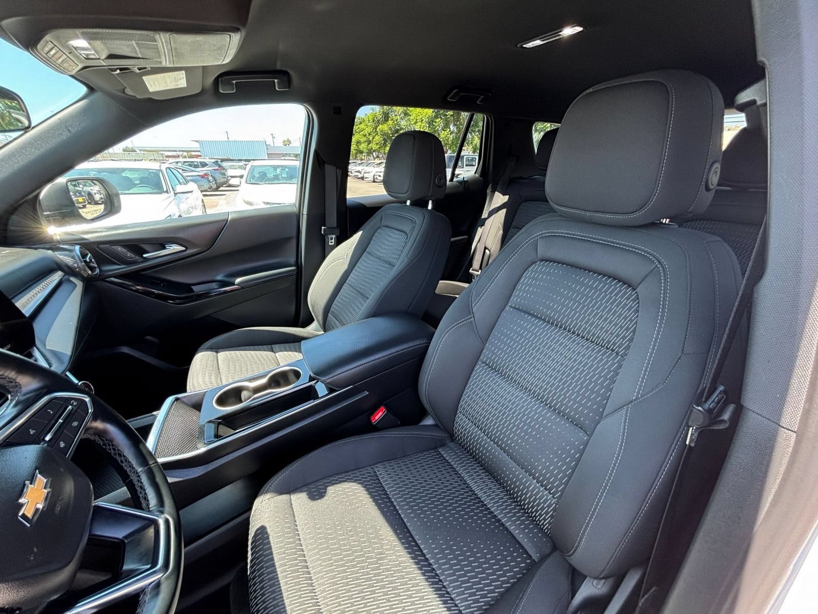 Used 2025 Chevrolet Equinox LT FWD image 27