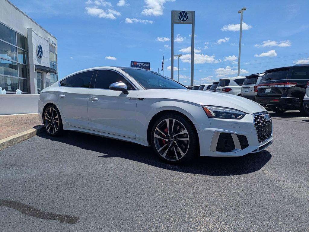 Used 2023 Audi S5 Prestige AWD/4WD image 3