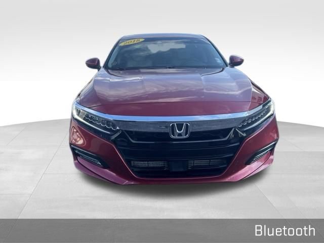 Used 2018 Honda Accord Touring image 3