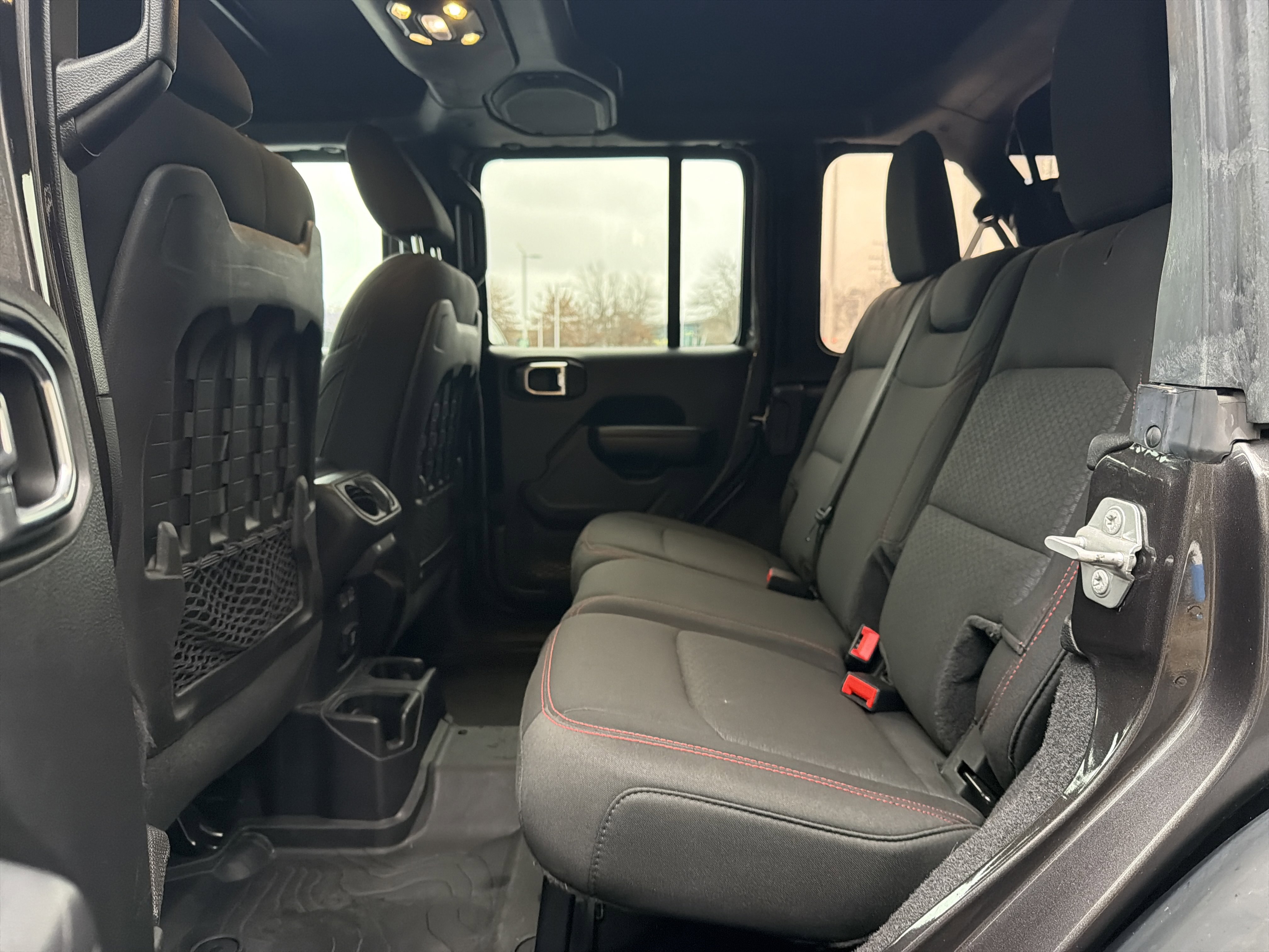 Used 2020 Jeep Wrangler Unlimited Rubicon image 30