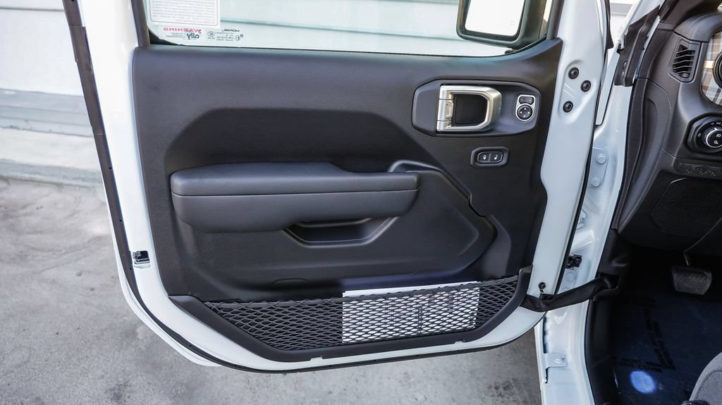 New 2026 Jeep Gladiator Sport AWD/4WD image 25