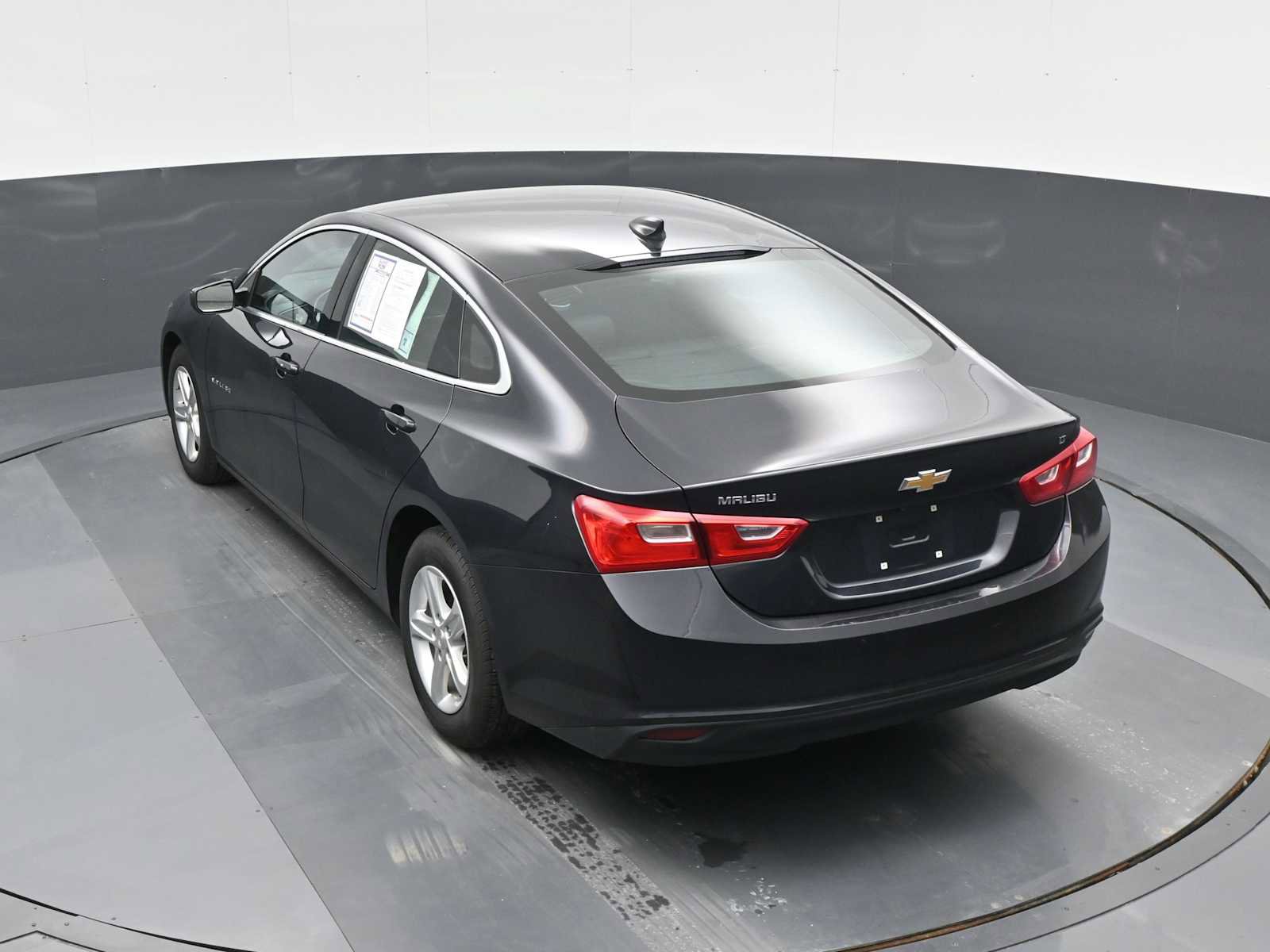 Used 2023 Chevrolet Malibu LT image 25