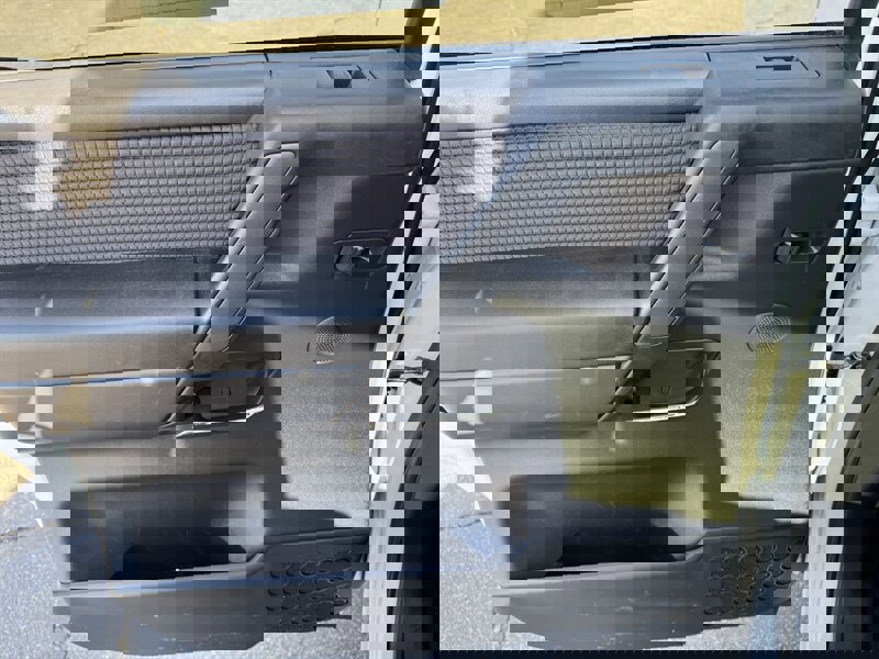 Used 2012 Nissan Titan SV image 14