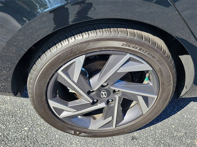 Used 2025 Hyundai Elantra Sport image 7