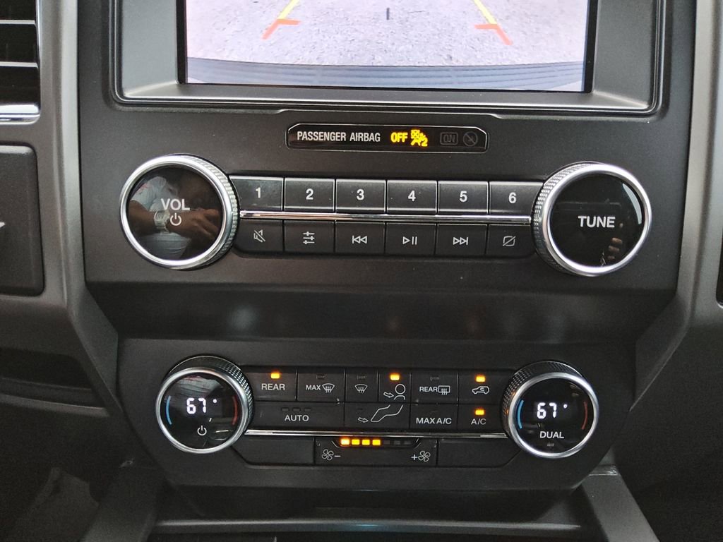 Used 2019 Ford Expedition XLT w/ Equipment Group 201A RWD image 15