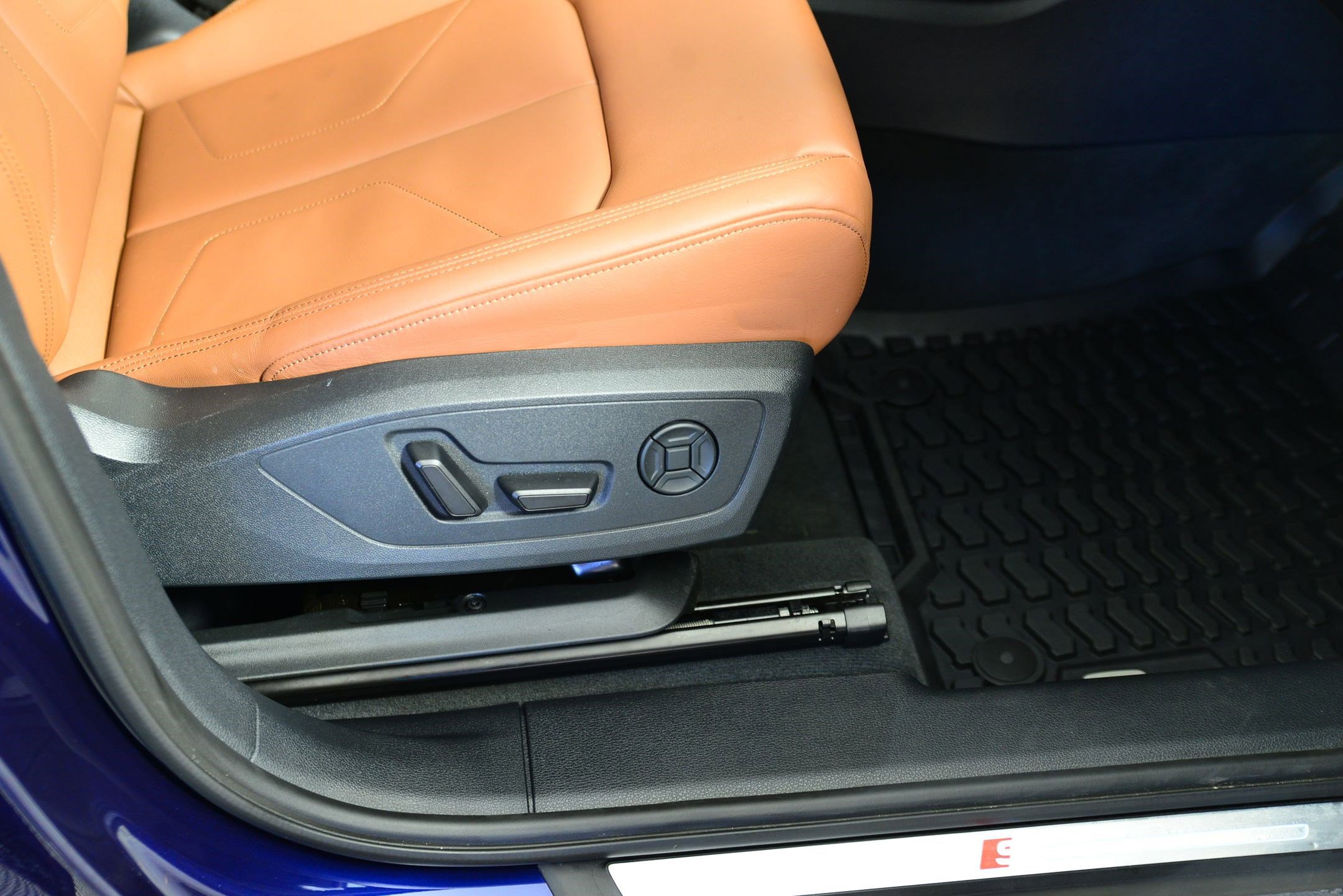 Certified 2025 Audi Q3 2.0T Premium w/ Convenience Package image 10