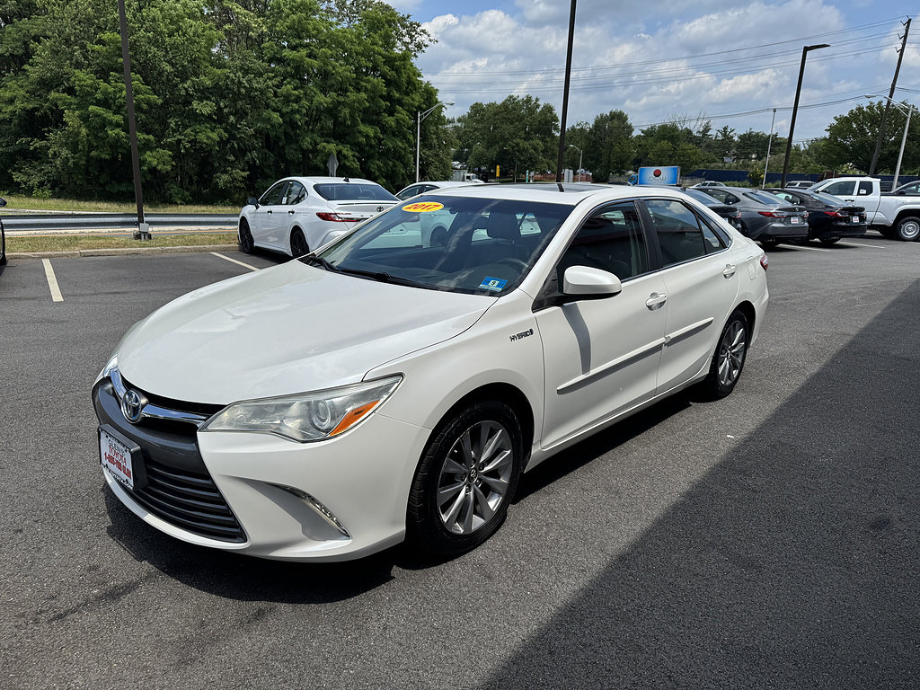 Certified 2017 Toyota Camry XLE w/ Moonroof Package FWD image 2