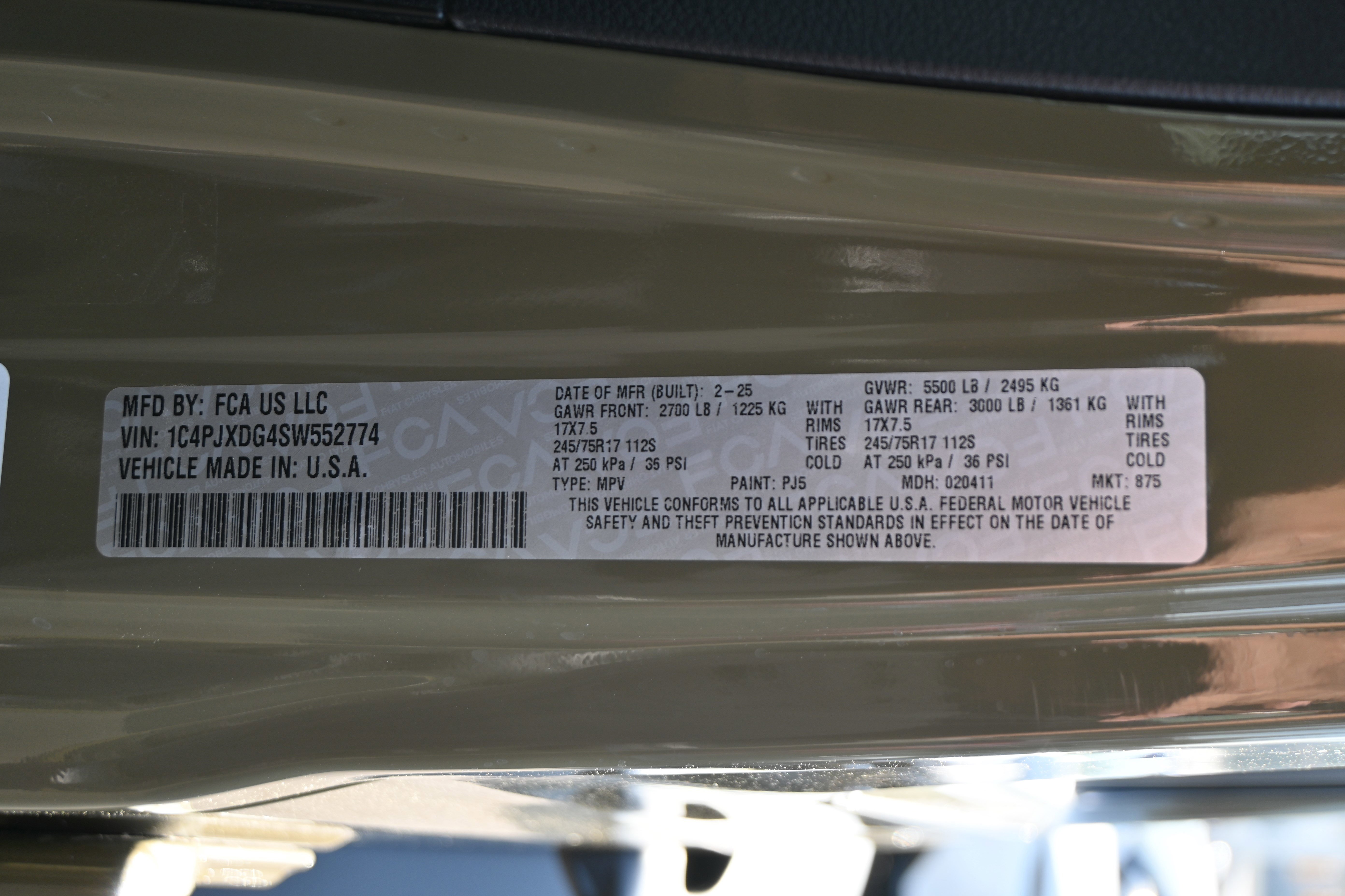 Used 2025 Jeep Wrangler Sport S image 36