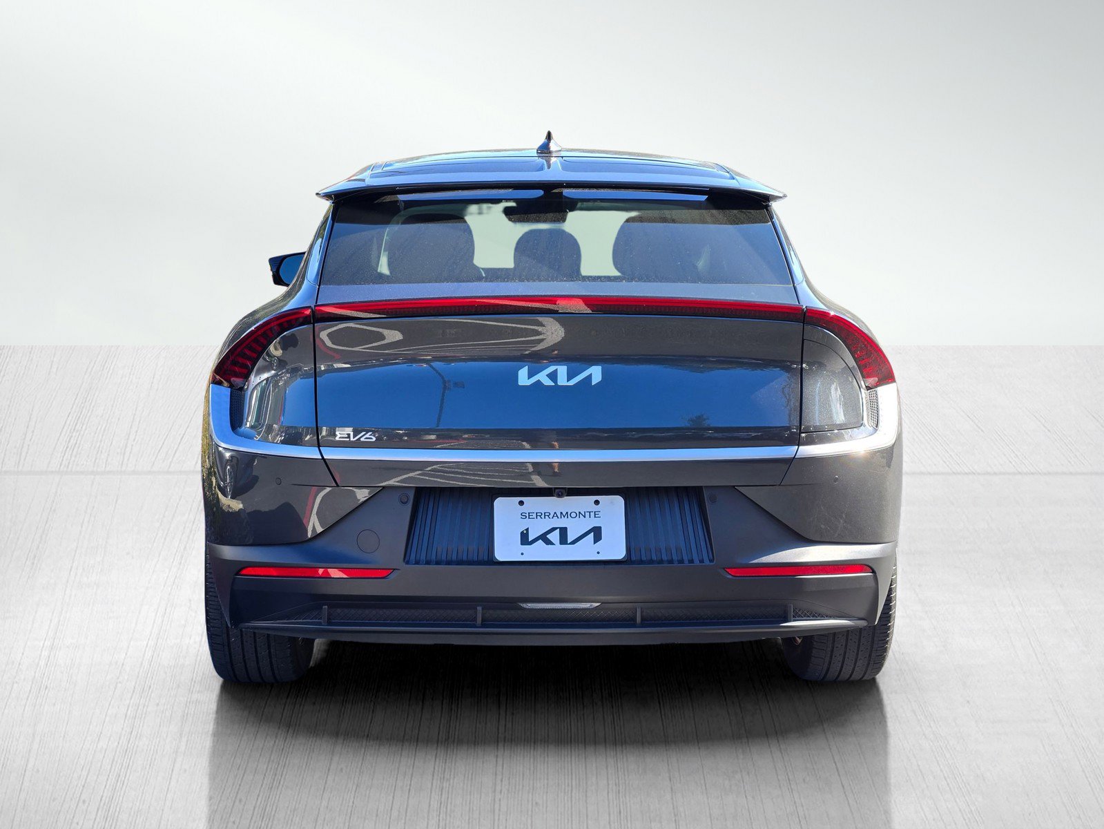 Used 2023 Kia EV6 Light RWD image 5