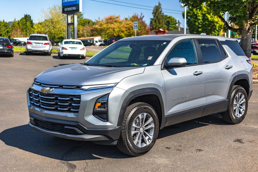 Used 2026 Chevrolet Equinox LT AWD/4WD image 4