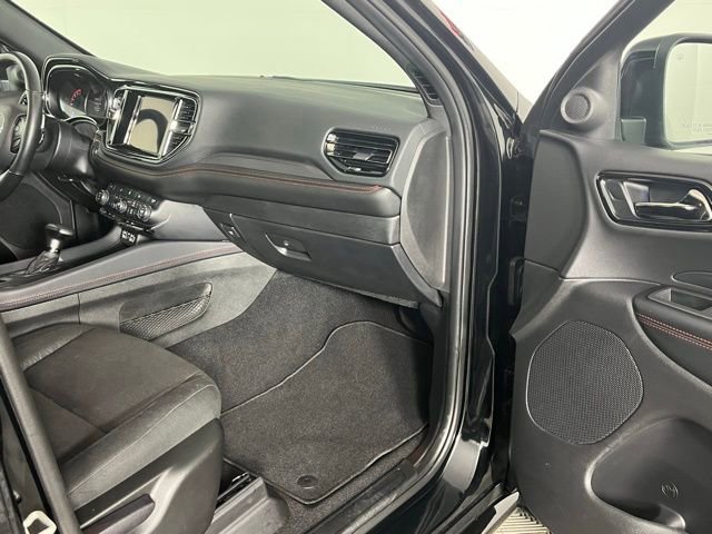 Used 2024 Dodge Durango GT image 31