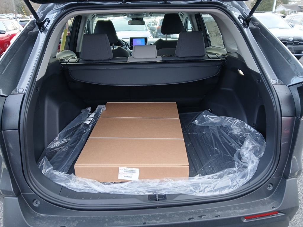 New 2025 Toyota RAV4 XLE image 7