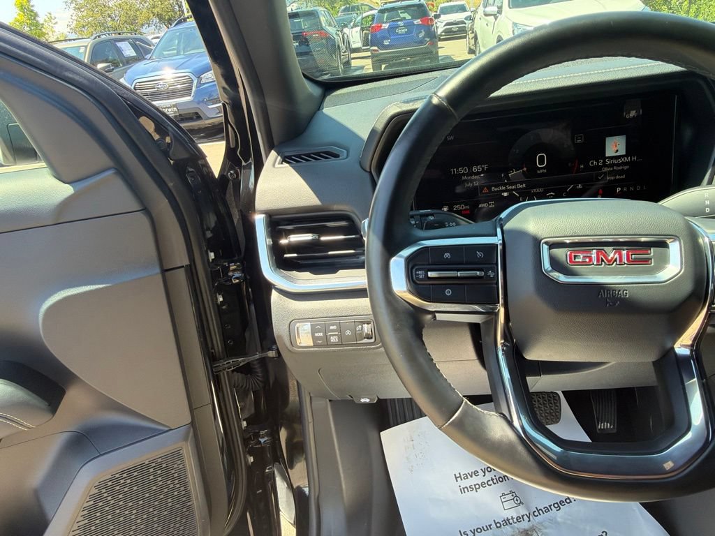 Used 2025 GMC Terrain Elevation AWD/4WD image 26