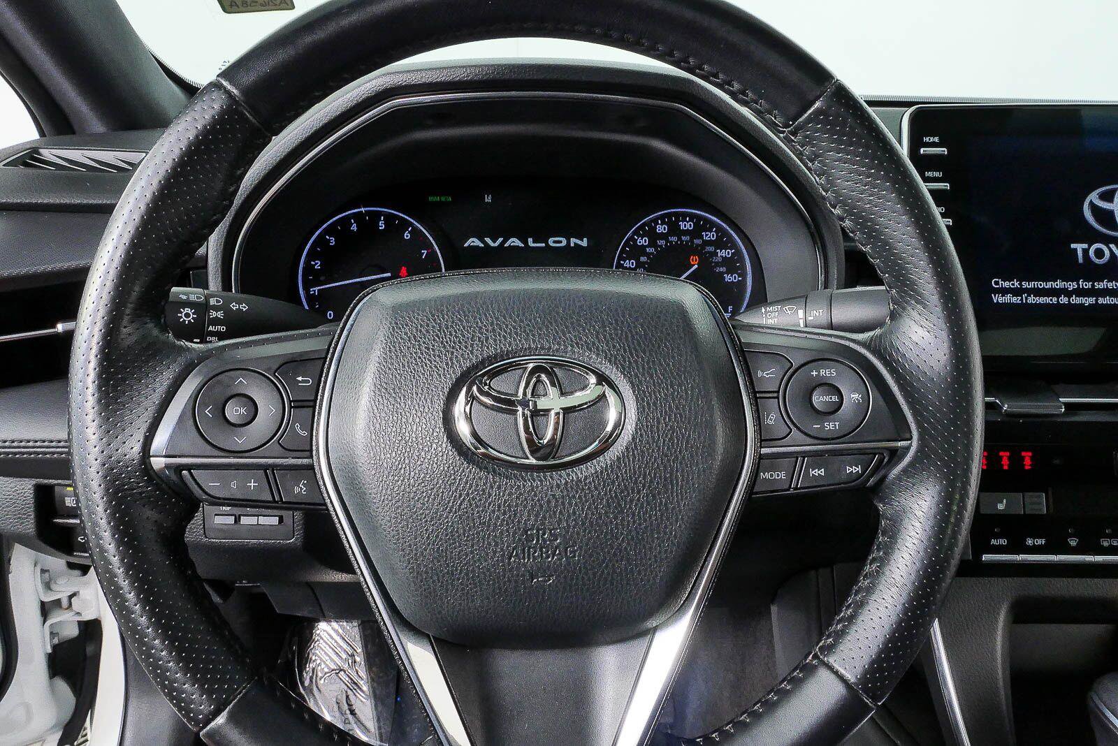 Used 2021 Toyota Avalon XSE FWD image 10