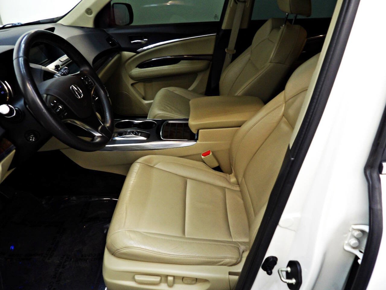 Used 2017 Acura MDX w/ Technology Package AWD/4WD image 8