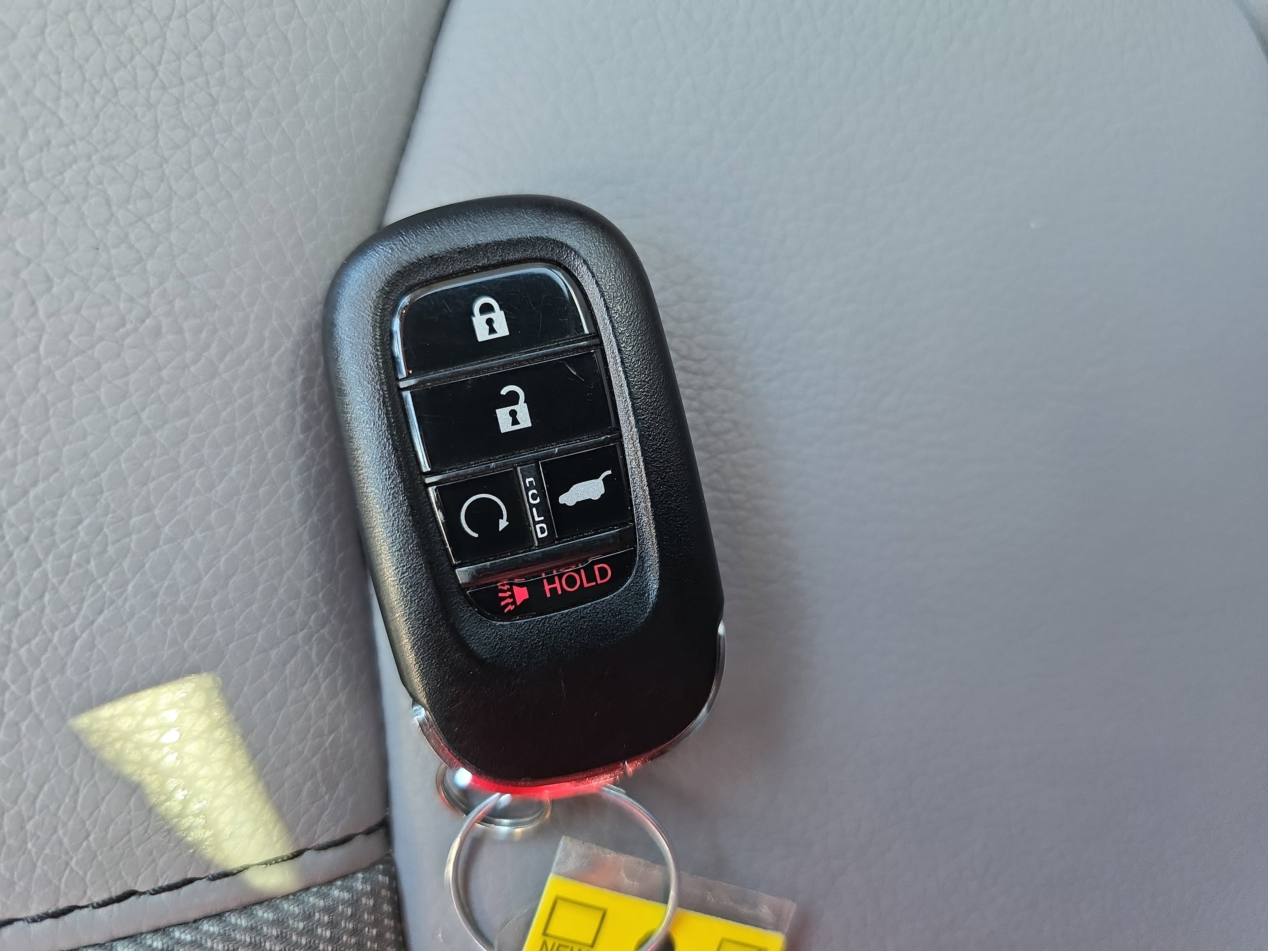 Used 2025 Honda Pilot Touring image 38