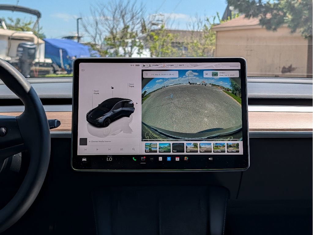 Used 2024 Tesla Model Y Long Range AWD/4WD image 27