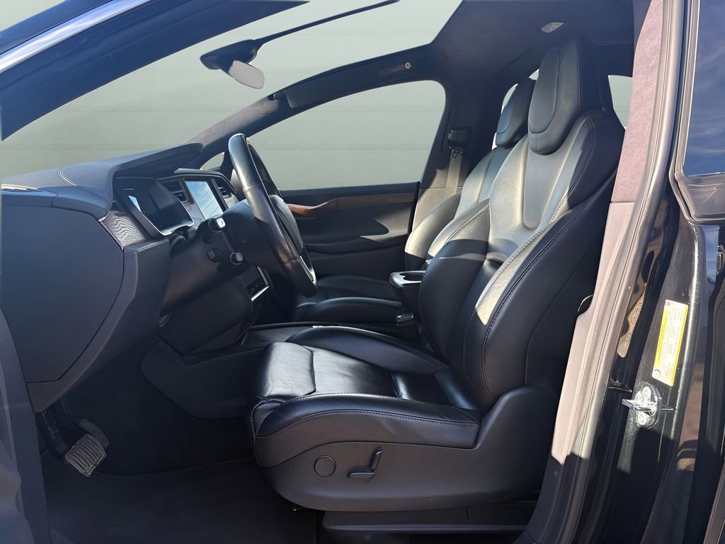 Used 2019 Tesla Model X 100D image 10