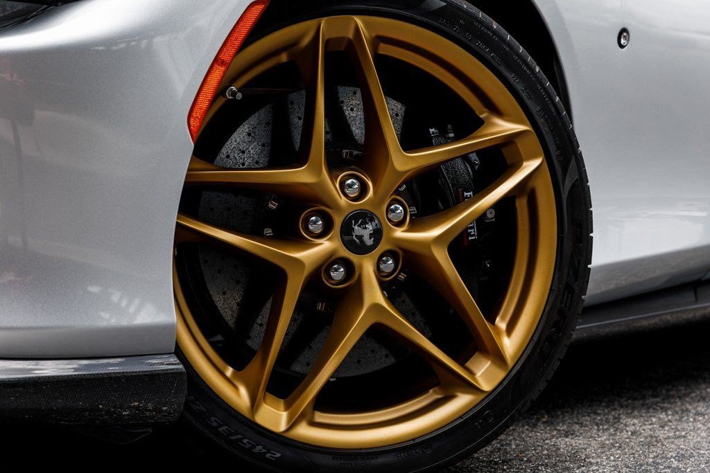 Used 2024 Ferrari Roma Spider RWD image 11