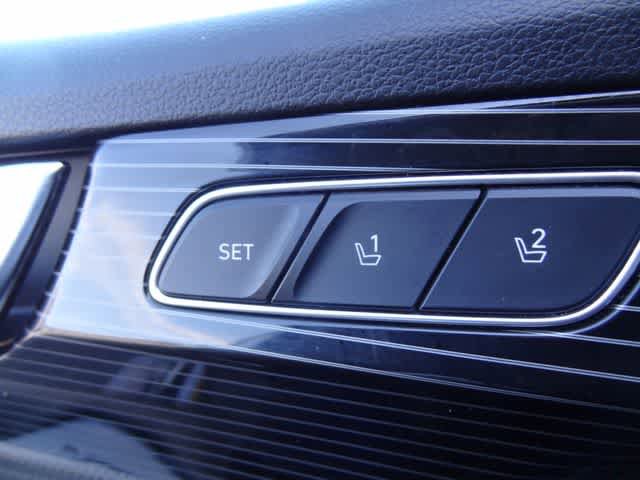 Used 2023 Hyundai Palisade Calligraphy image 27