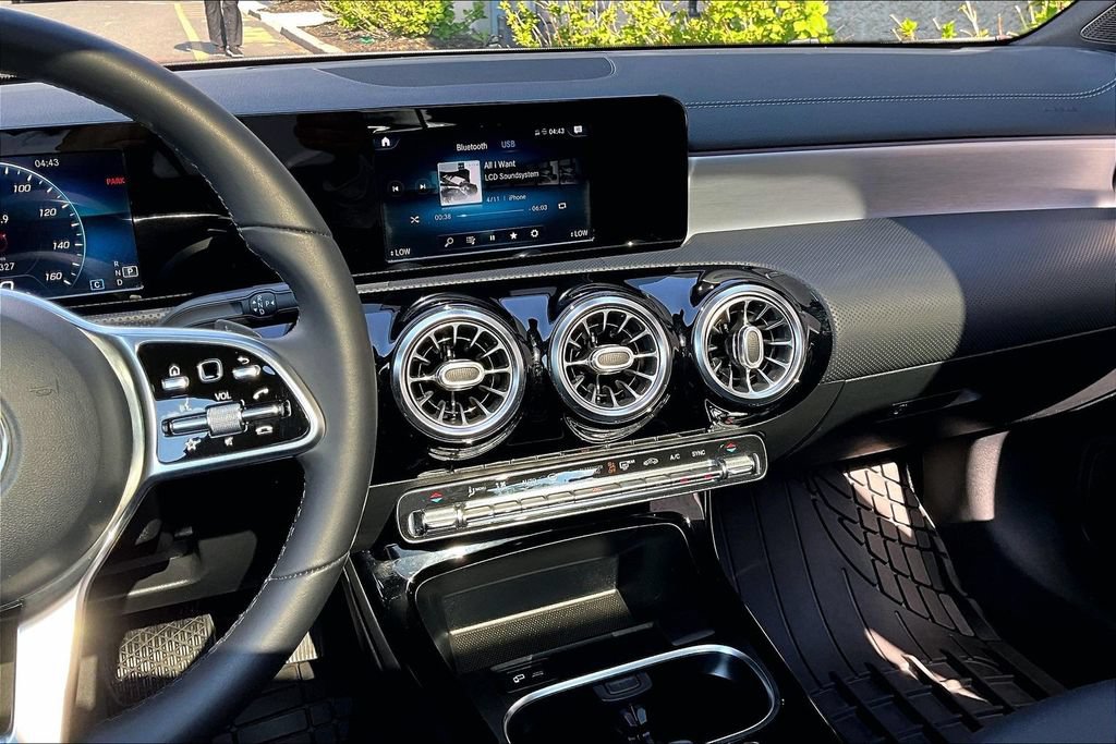 Certified 2021 Mercedes-Benz CLA 250 4MATIC image 6