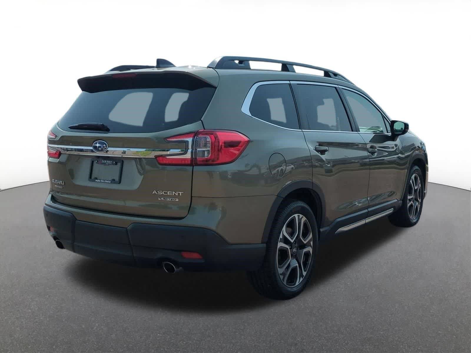 Used 2024 Subaru Ascent Limited w/ Technology Package AWD/4WD image 6