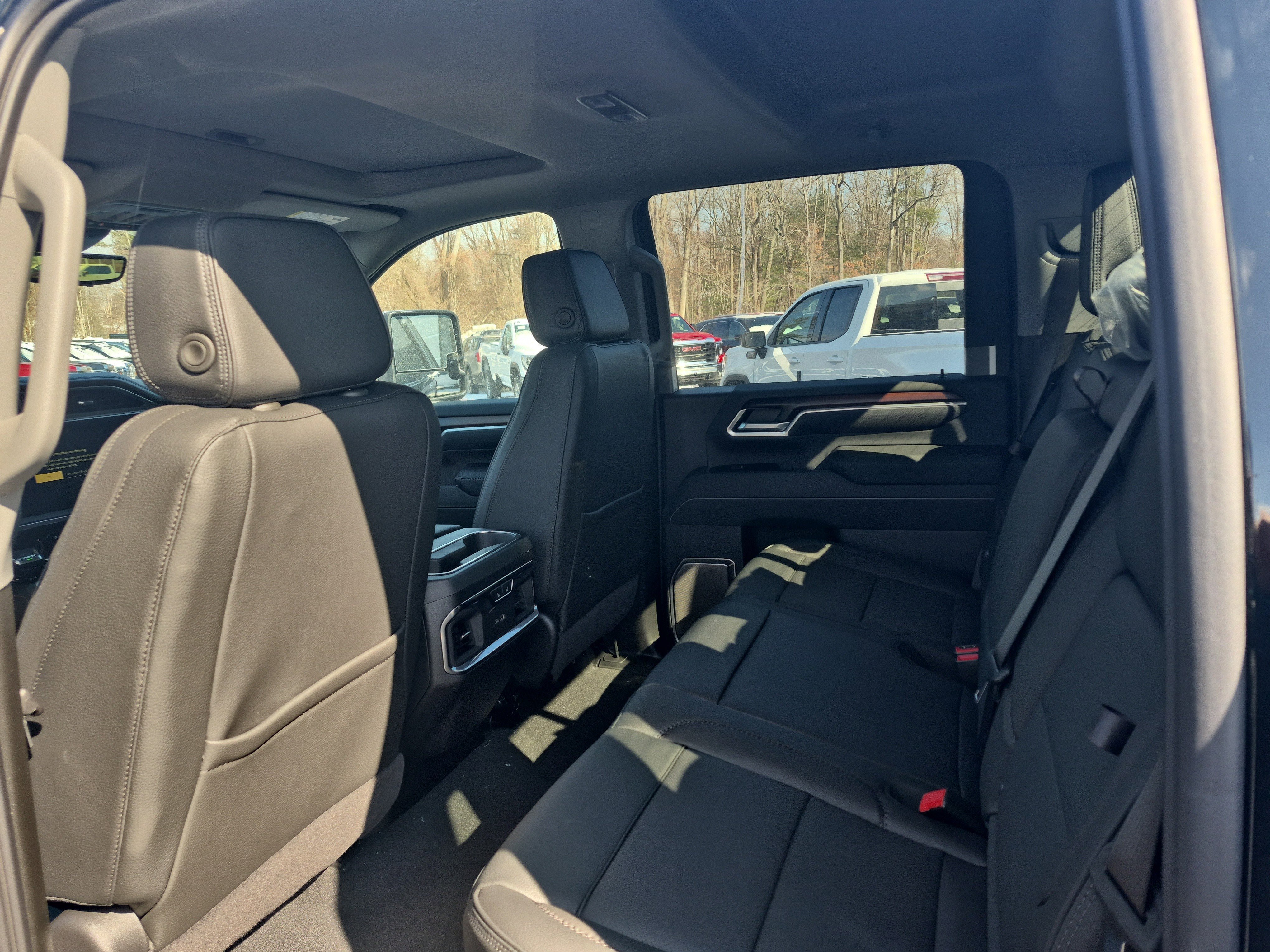 New 2026 GMC Sierra 2500 Denali w/ Denali Reserve Package AWD/4WD image 22